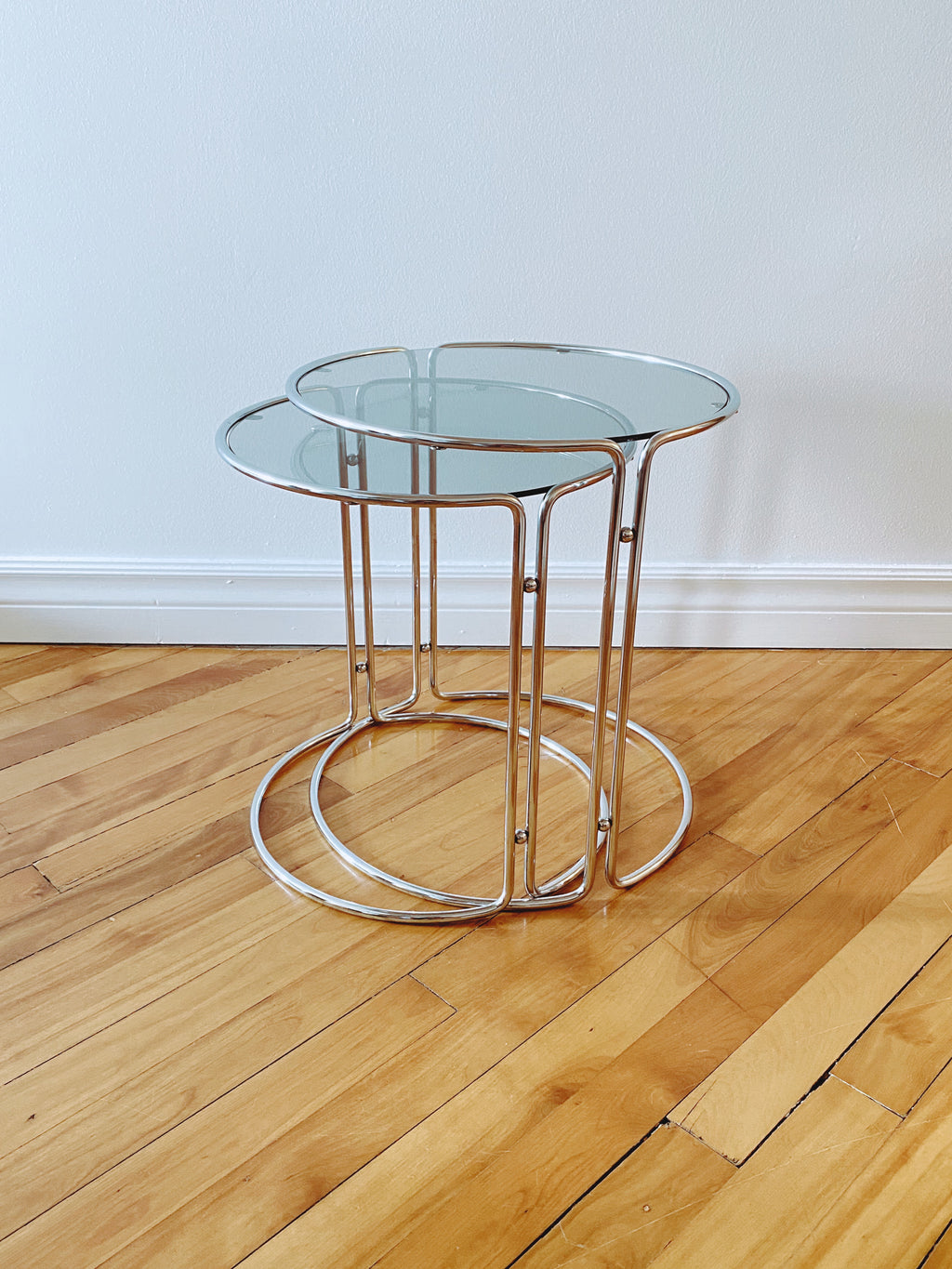 1970s Minimalist Tubular Chrome & Glass Side Tables – Pair